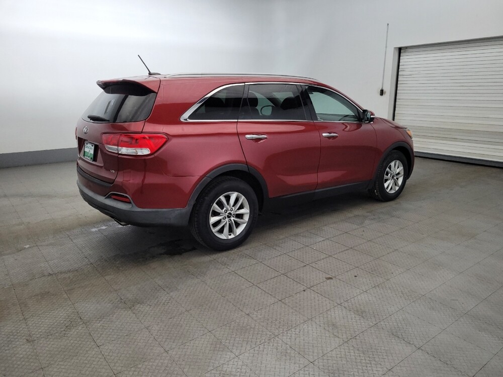 2018 Kia Sorento in Richmond, VA 23235 - 18143114 10
