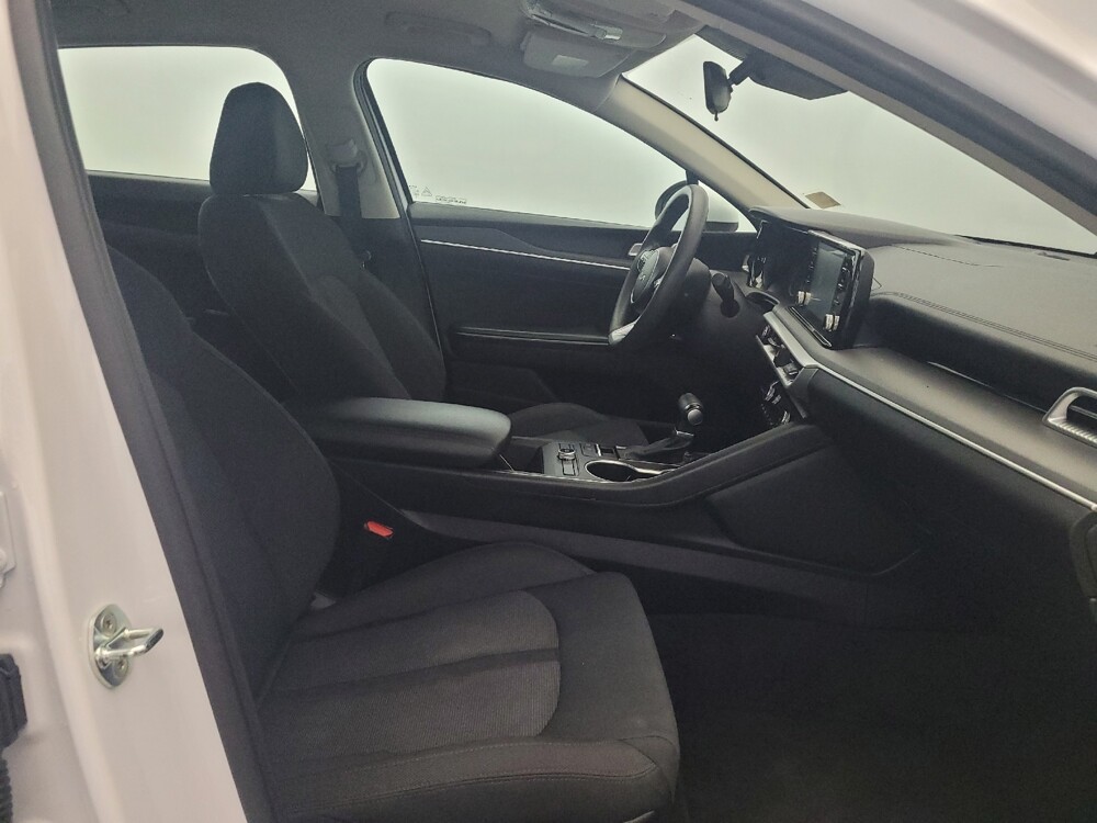 2022 Kia K5 in Williamstown, NJ 8094 - 18143123 21