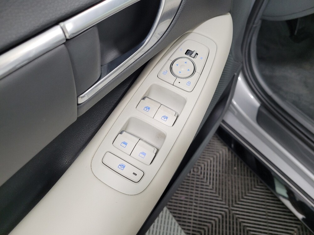 2023 Hyundai Sonata in Langhorne, PA 19047 - 18143135 27