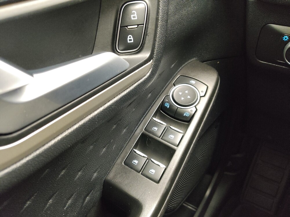 2020 Ford Escape in Gladstone, MO 64118 - 18143136 27