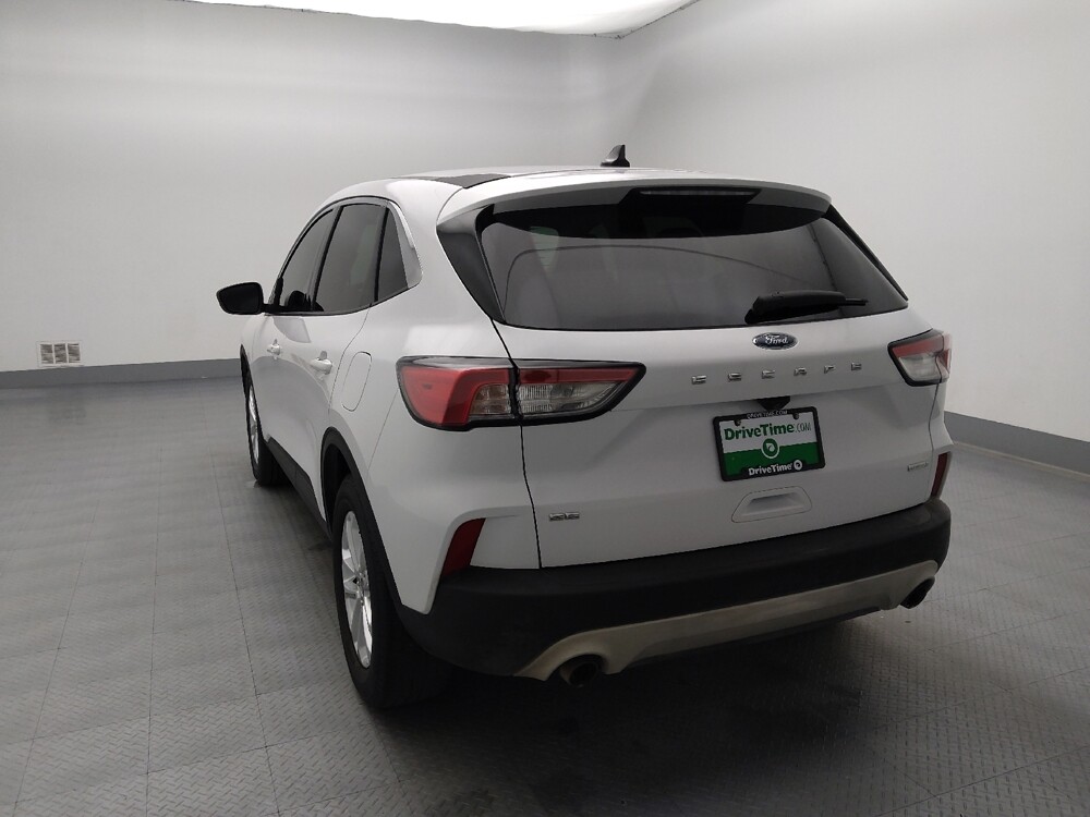 2020 Ford Escape in Gladstone, MO 64118 - 18143136 6