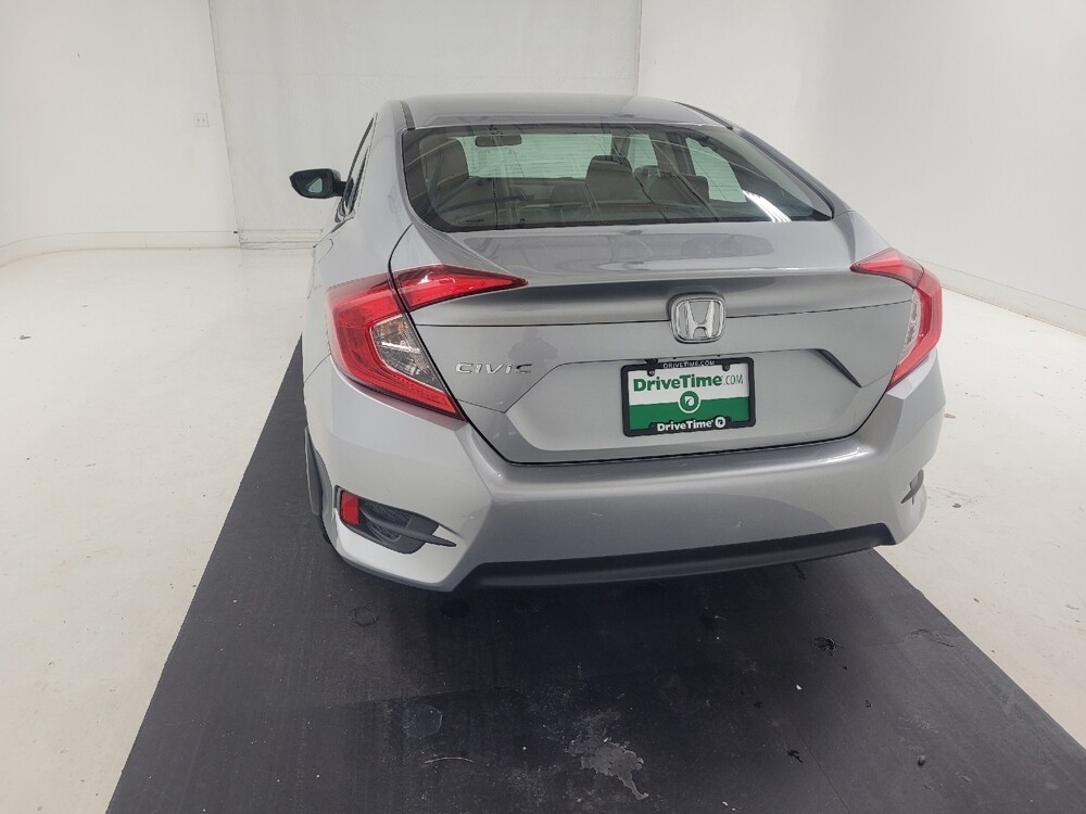 2018 Honda Civic in St. Louis, MO 63136 - 18143139 6