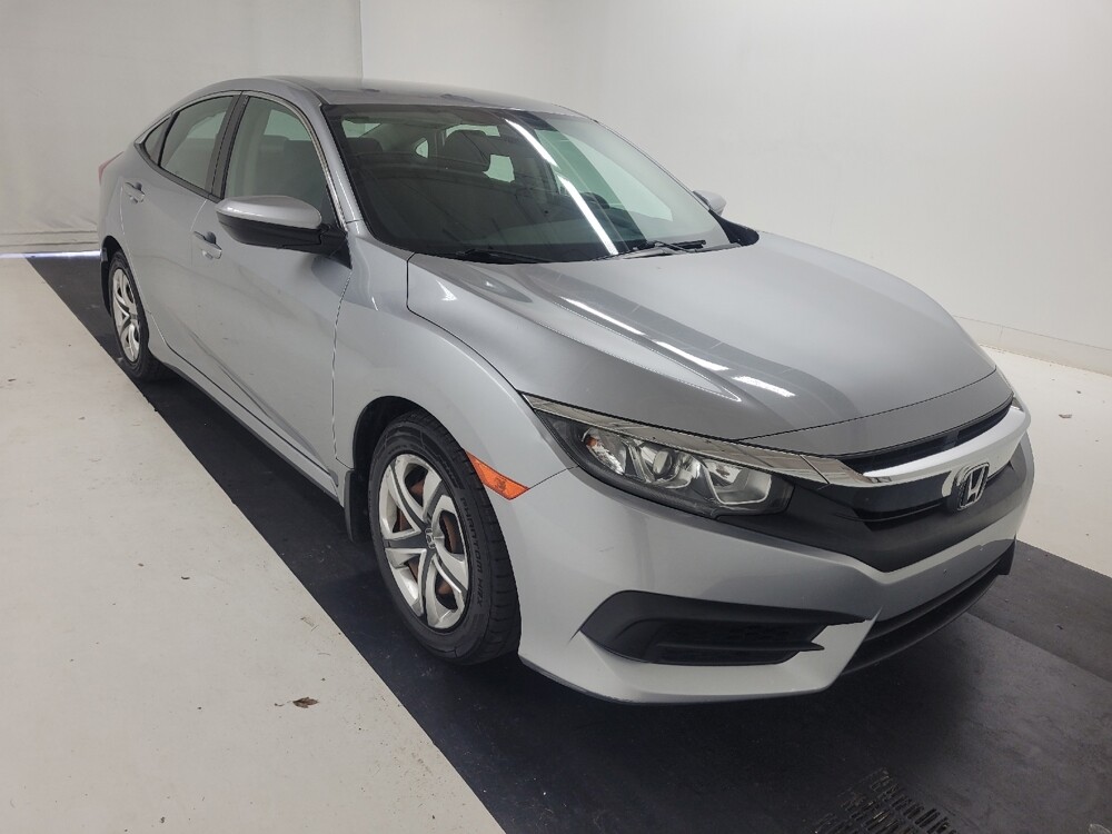 2018 Honda Civic in St. Louis, MO 63136 - 18143139 13