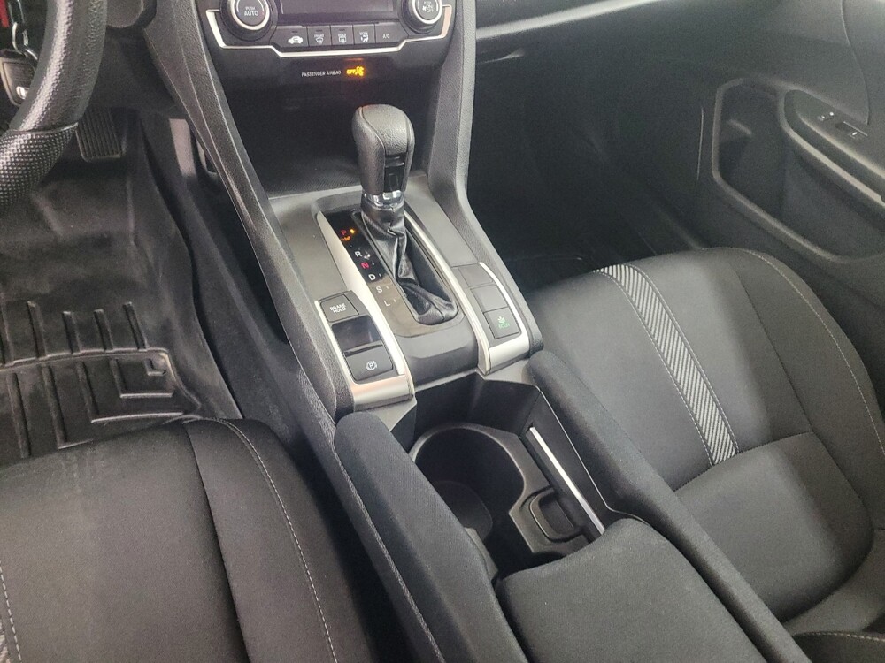 2018 Honda Civic in St. Louis, MO 63136 - 18143139 26