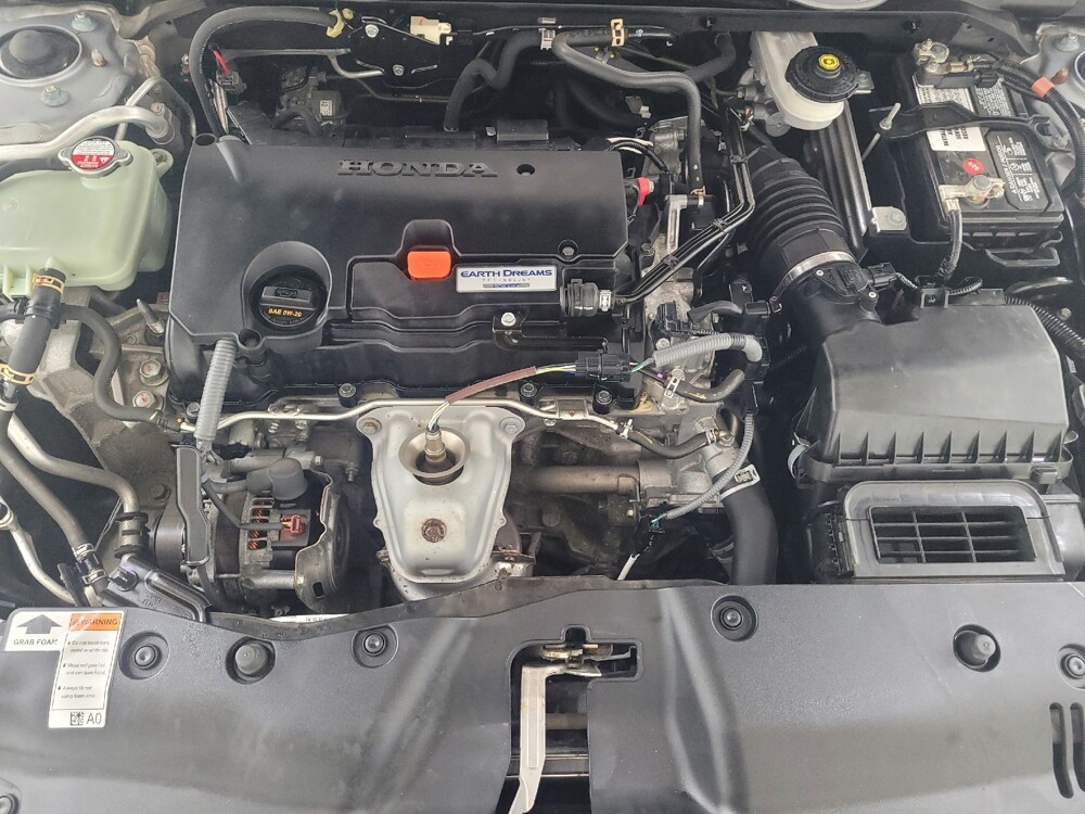 2018 Honda Civic in St. Louis, MO 63136 - 18143139 30