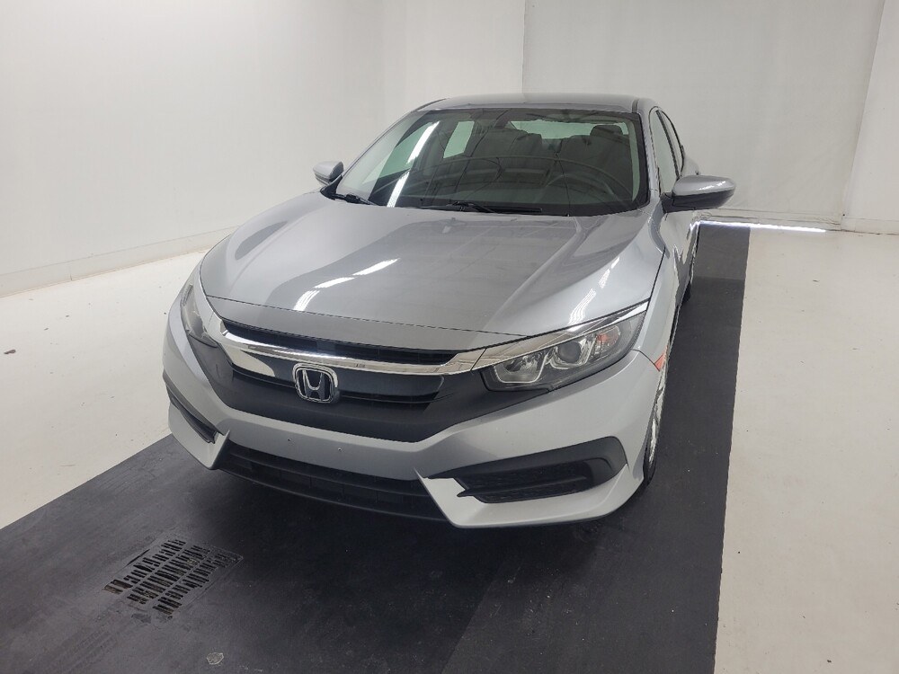 2018 Honda Civic in St. Louis, MO 63136 - 18143139 15