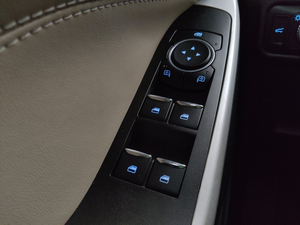 2022 Ford Explorer in St. Louis, MO 63136 - 18143143 27