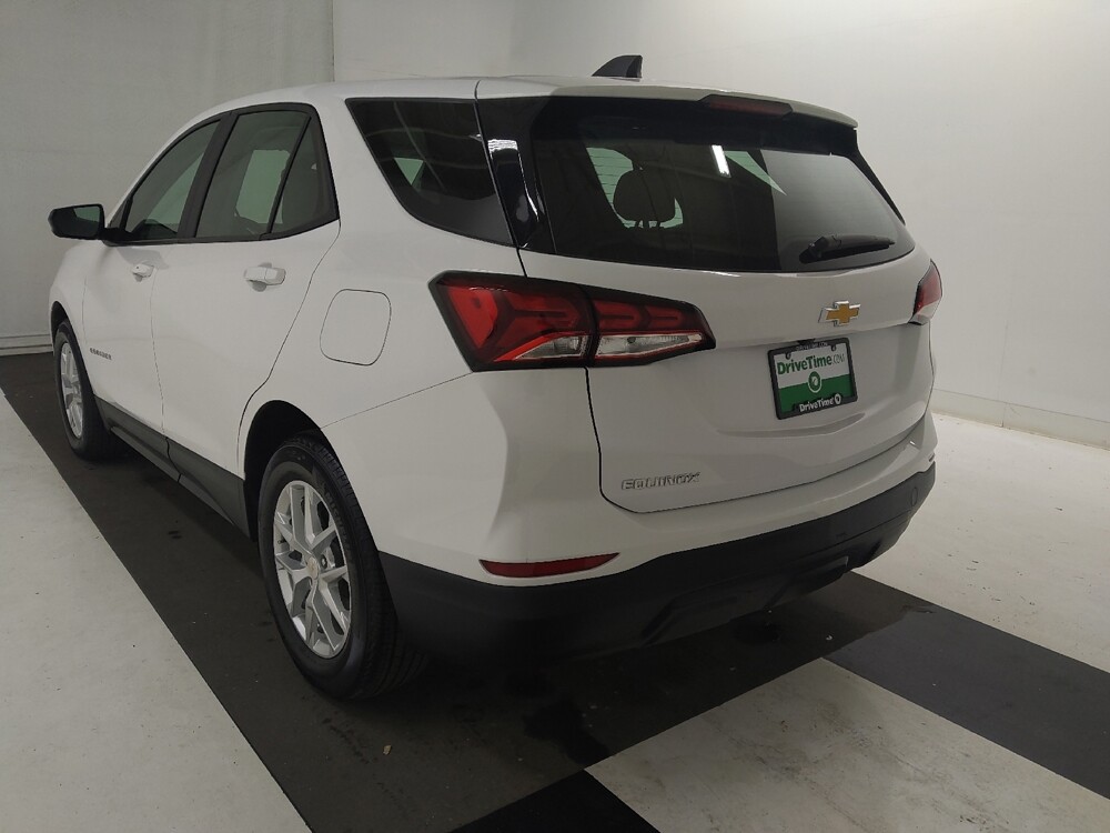 2024 Chevrolet Equinox in Wichita, KS 67207 - 18143144 5