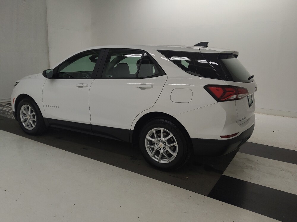 2024 Chevrolet Equinox in Wichita, KS 67207 - 18143144 3