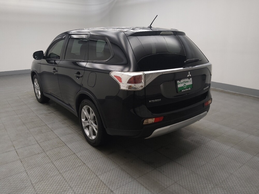 2015 Mitsubishi Outlander in Des Moines, IA 50310 - 18143147 5