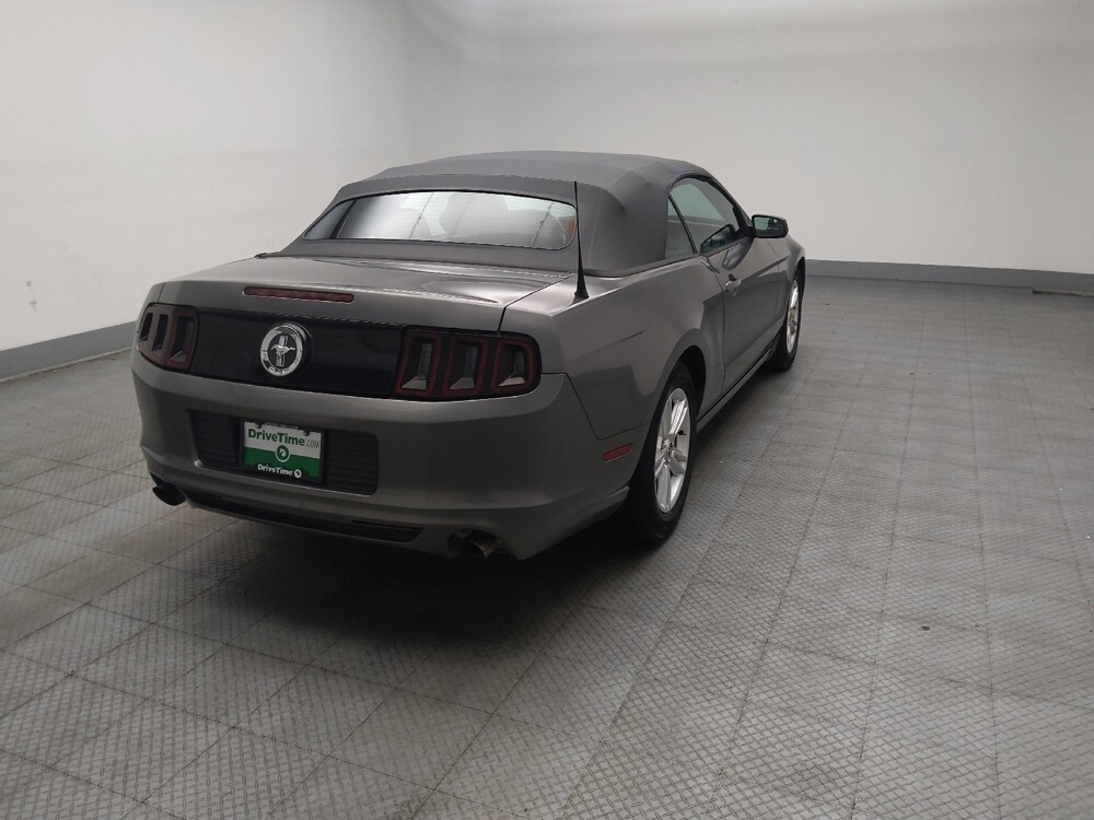 2014 Ford Mustang in Des Moines, IA 50310 - 18143149 9