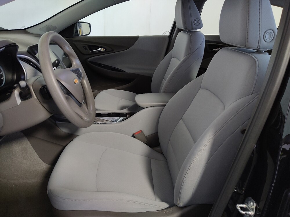 2020 Chevrolet Malibu in Midlothian, IL 60445 - 18143150 17