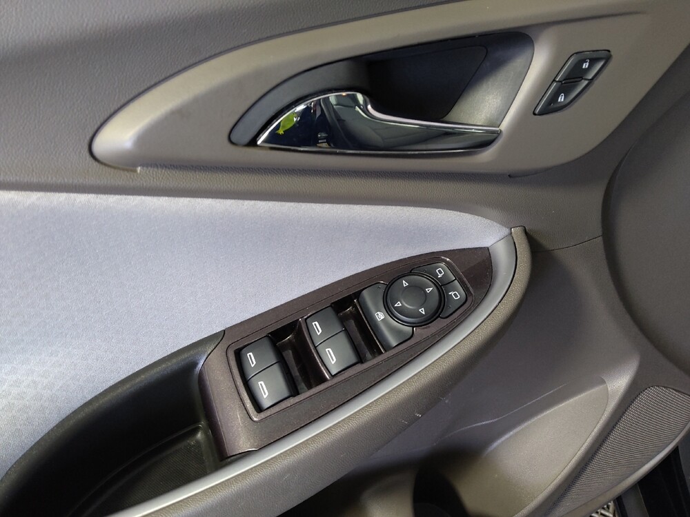 2020 Chevrolet Malibu in Midlothian, IL 60445 - 18143150 27