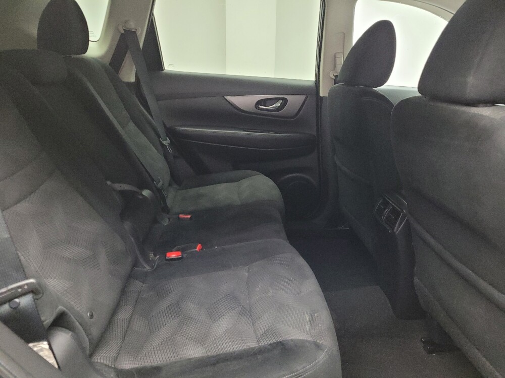 2014 Nissan Rogue in Eastpointe, MI 48021 - 18143153 19