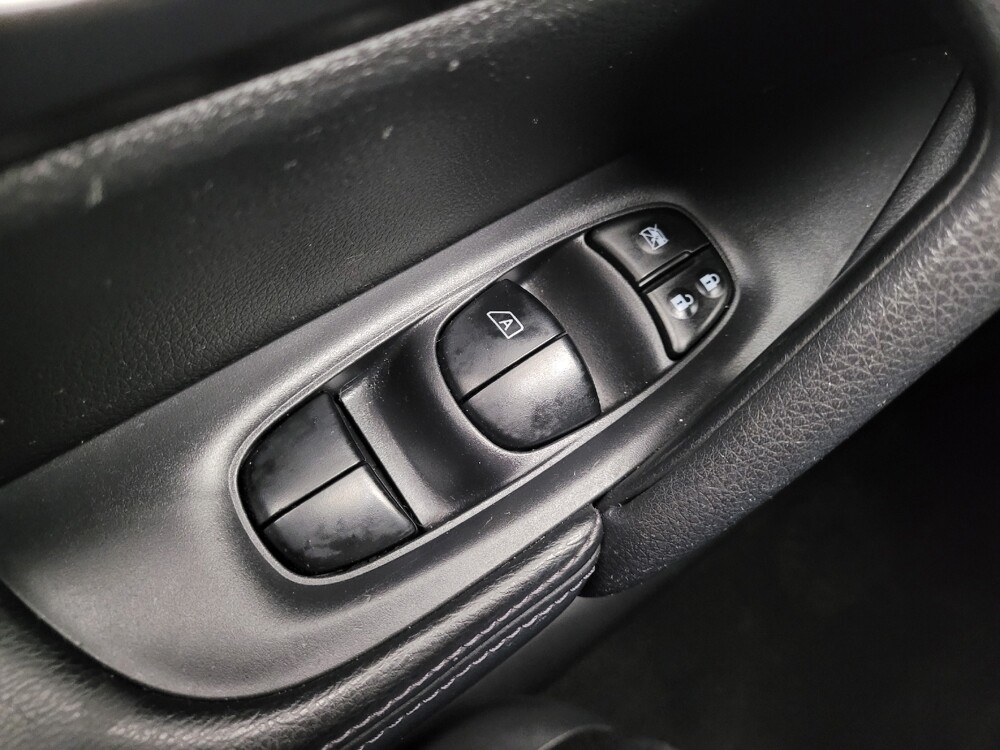 2014 Nissan Rogue in Eastpointe, MI 48021 - 18143153 27