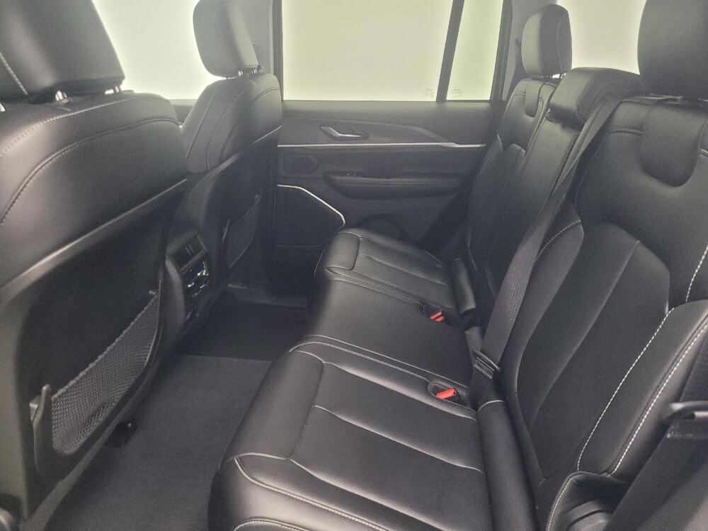 2023 Jeep Grand Cherokee in Highland, IN 46322 - 18143154 18