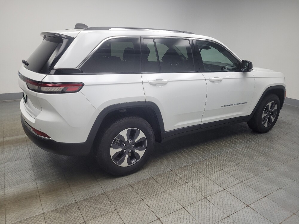 2023 Jeep Grand Cherokee in Highland, IN 46322 - 18143154 10