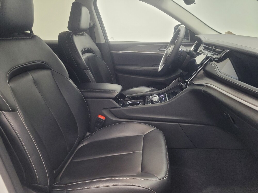 2023 Jeep Grand Cherokee in Highland, IN 46322 - 18143154 21