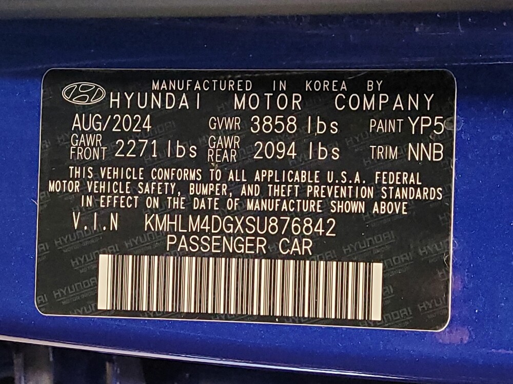 2025 Hyundai Elantra in Savannah, GA 31419 - 18143156 33