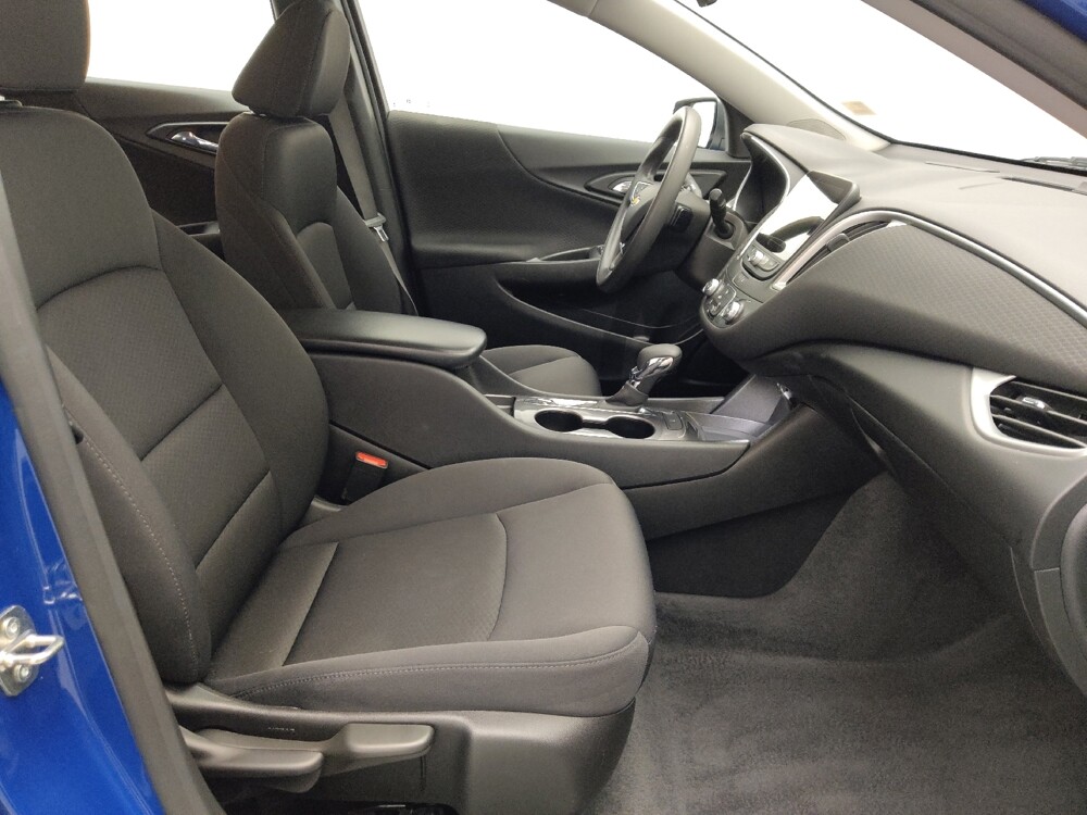 2023 Chevrolet Malibu in Miami, FL 33157 - 18143157 21