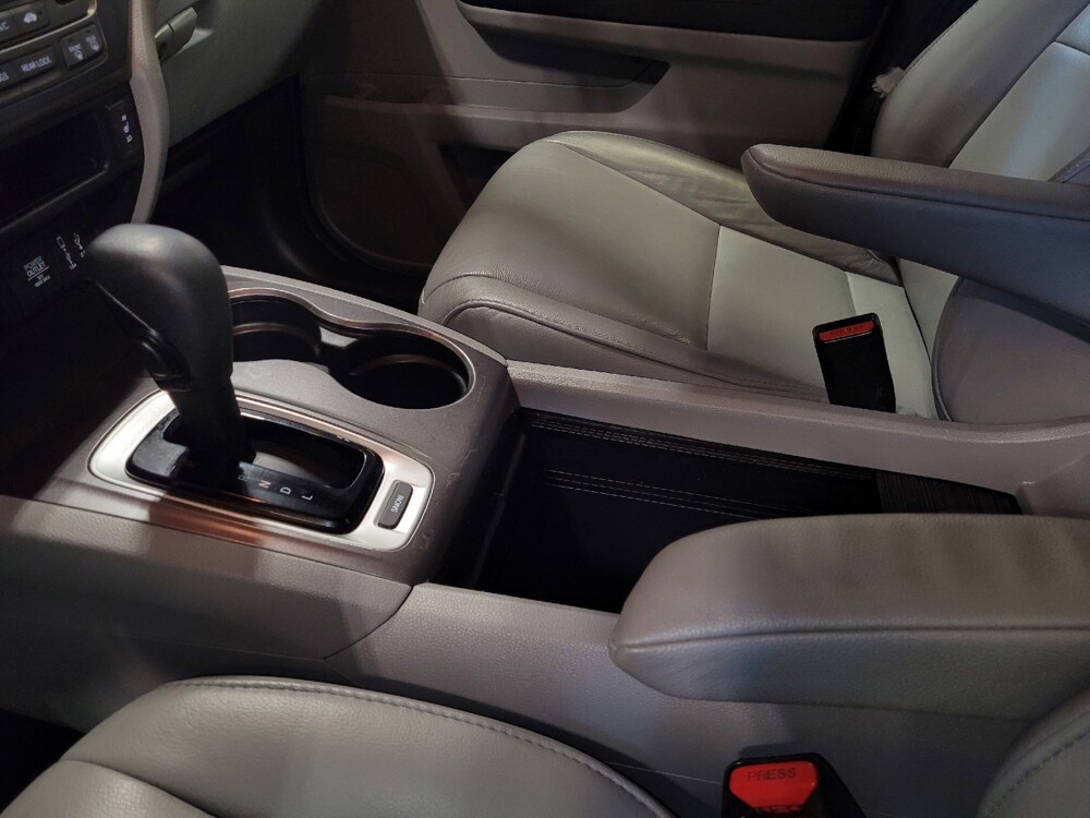 2018 Honda Pilot in Miami, FL 33157 - 18143159 26