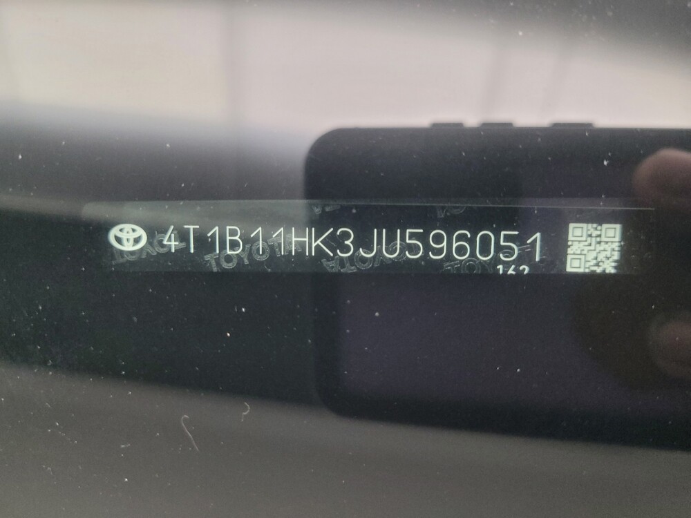 2018 Toyota Camry in Mishawaka, IN 46545 - 18143162 33