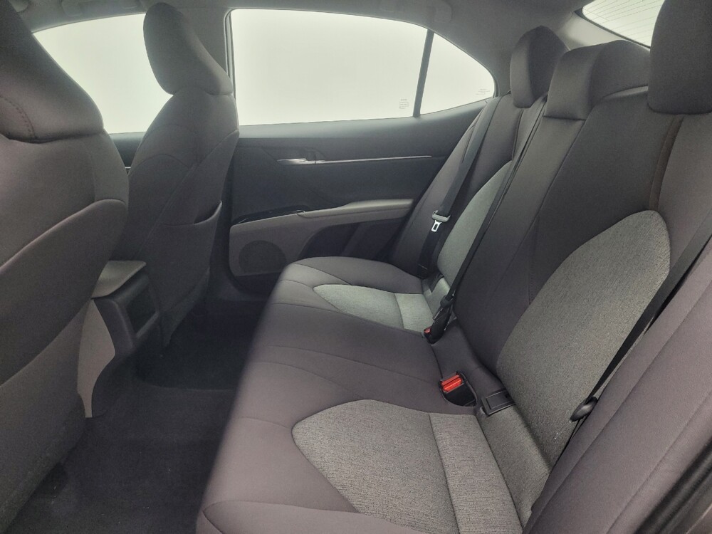 2018 Toyota Camry in Mishawaka, IN 46545 - 18143162 18
