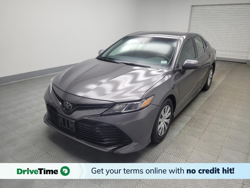 2018 Toyota Camry in Mishawaka, IN 46545 - 18143162