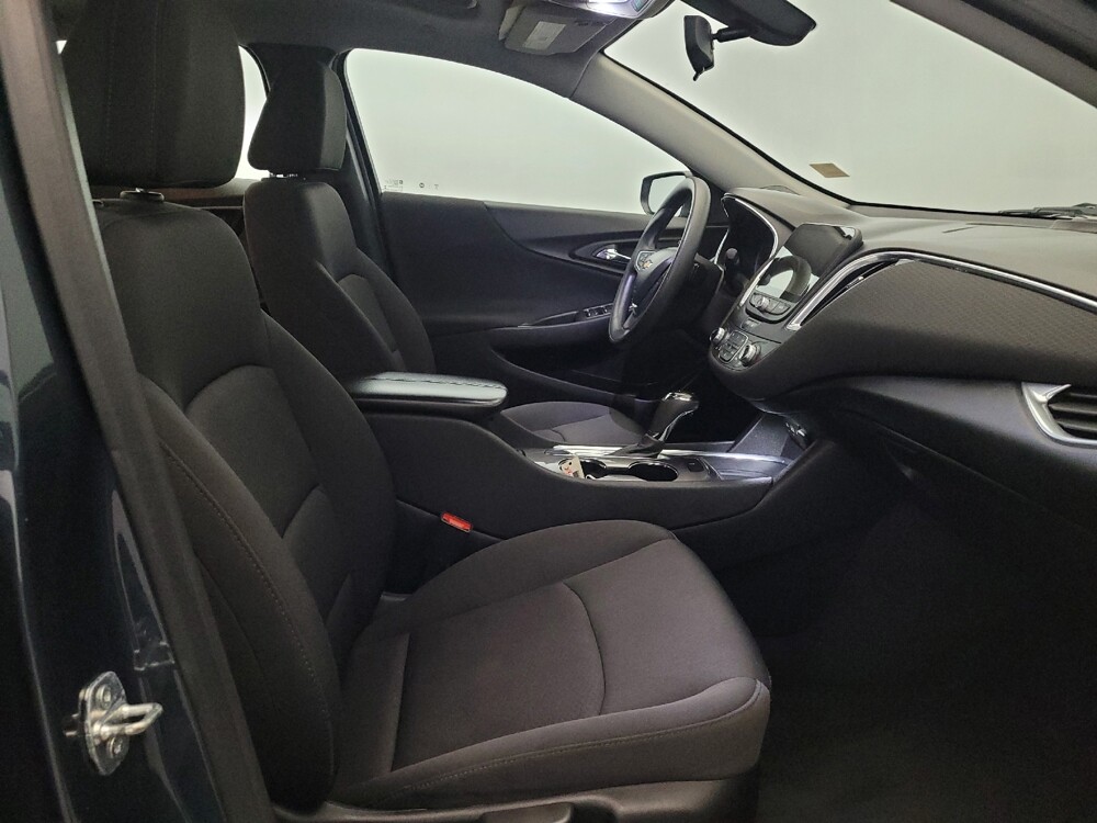 2020 Chevrolet Malibu in Glen Burnie, MD 21061 - 18143166 21