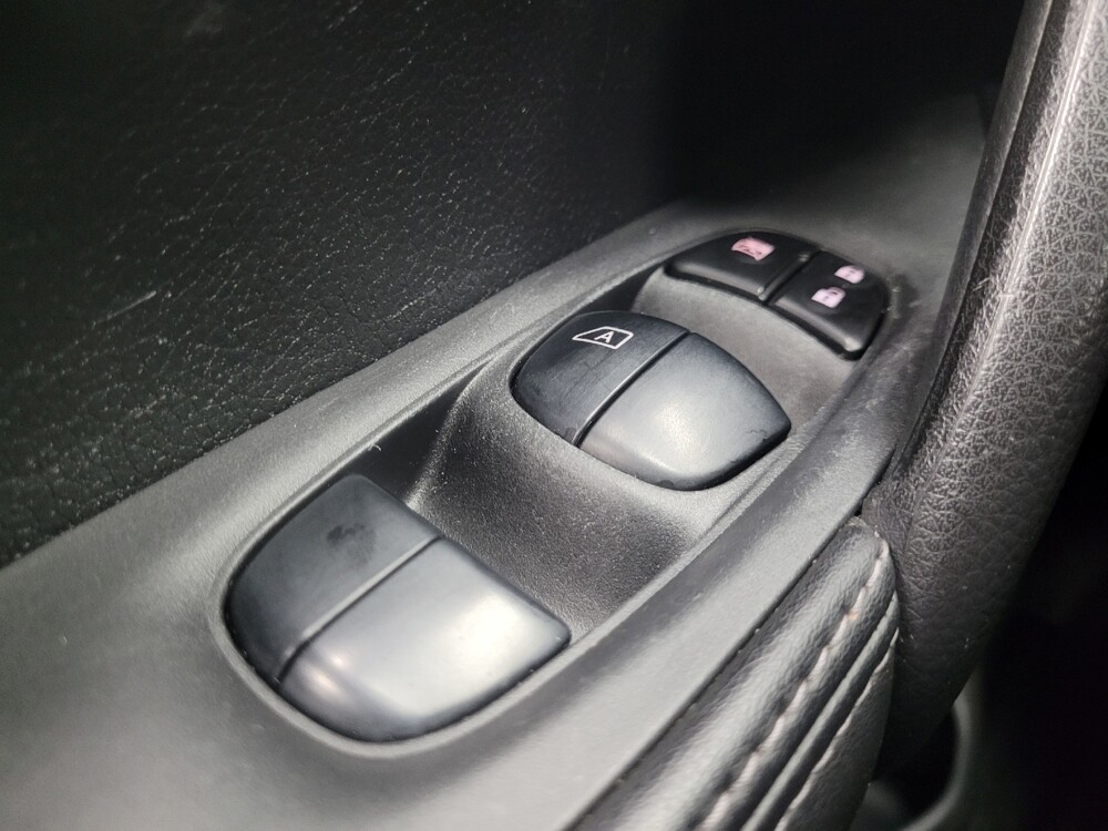 2020 Nissan Rogue Sport in Mishawaka, IN 46545 - 18143168 27