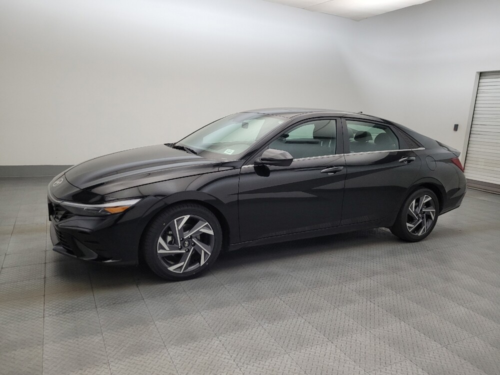 2025 Hyundai Elantra in Glendale, AZ 85301 - 18143172 2