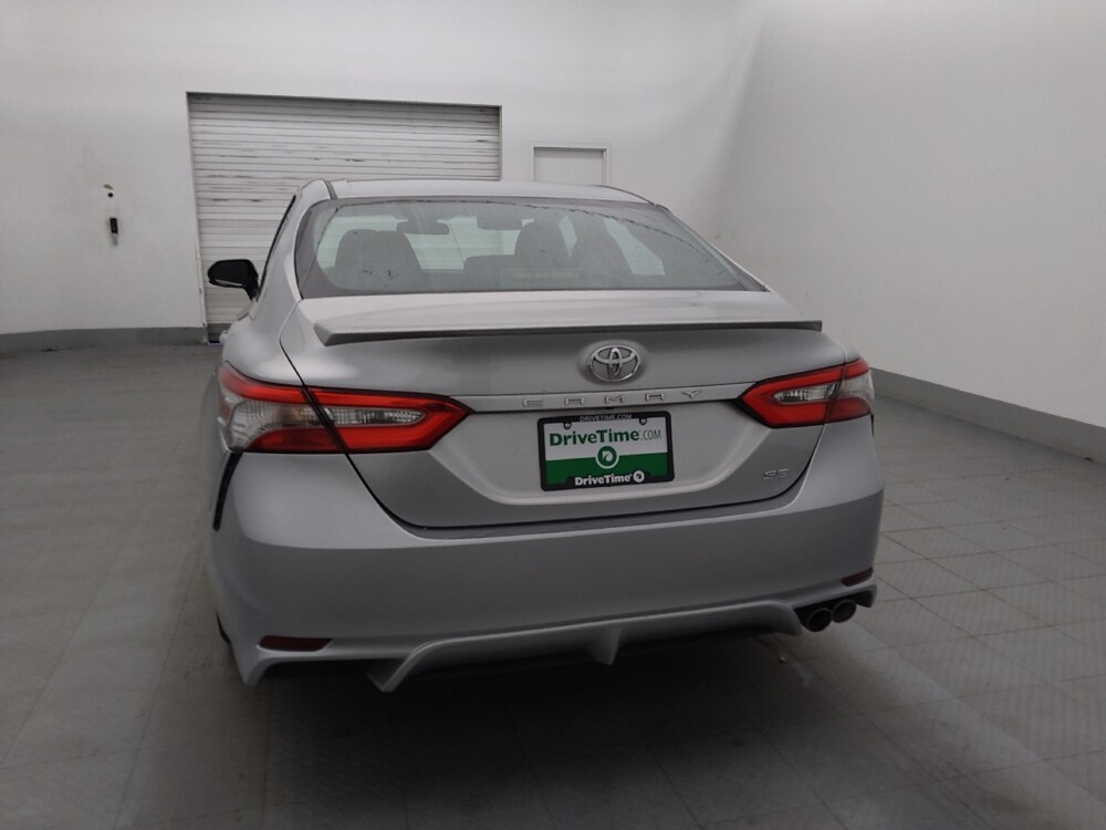 2018 Toyota Camry in Tampa, FL 33619 - 18143174 6