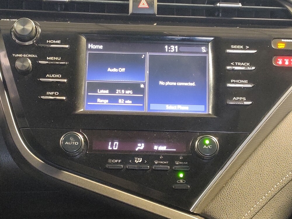 2018 Toyota Camry in Tampa, FL 33619 - 18143174 25