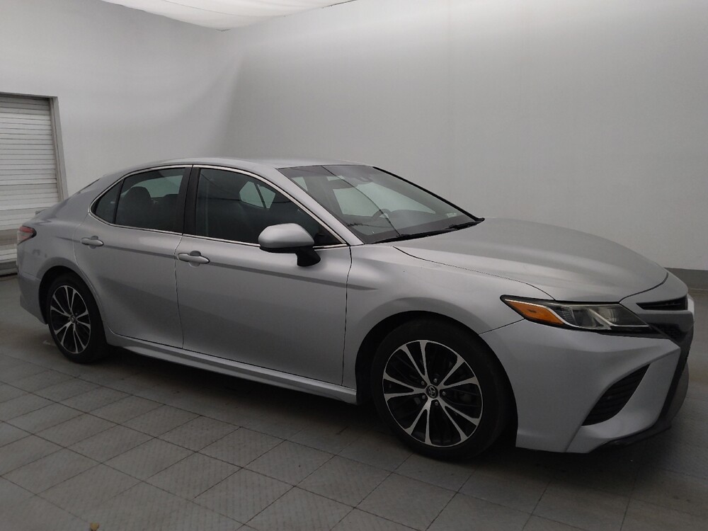 2018 Toyota Camry in Tampa, FL 33619 - 18143174 11