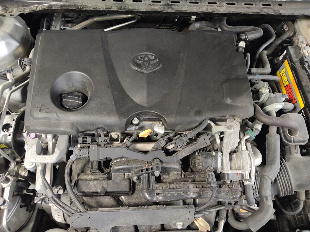 2018 Toyota Camry in Tampa, FL 33619 - 18143174 30
