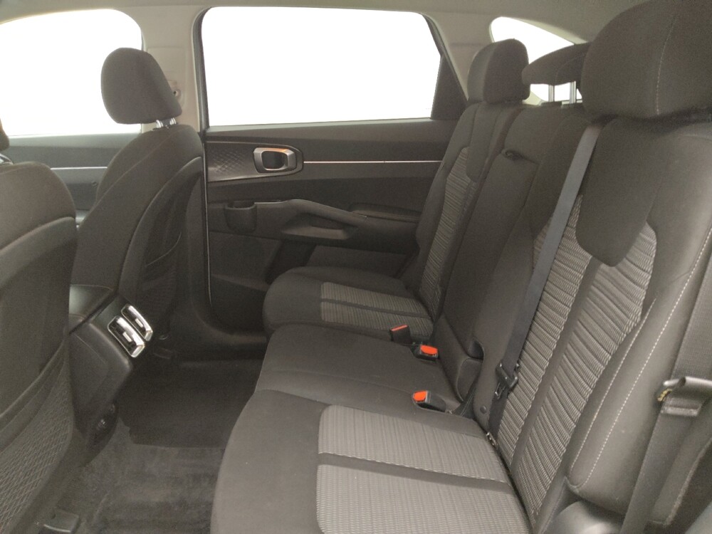 2022 Kia Sorento in Mishawaka, IN 46545 - 18143178 18