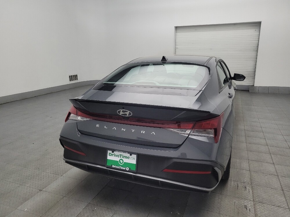 2025 Hyundai Elantra in Augusta, GA 30907 - 18143183 7