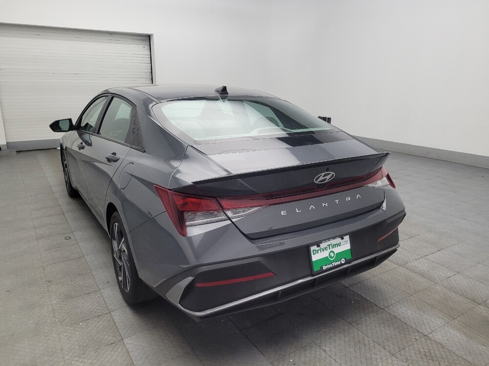 2025 Hyundai Elantra in Augusta, GA 30907 - 18143183 5