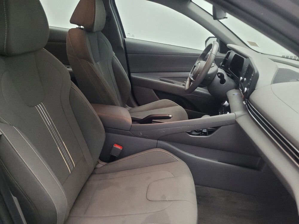 2025 Hyundai Elantra in Augusta, GA 30907 - 18143183 21