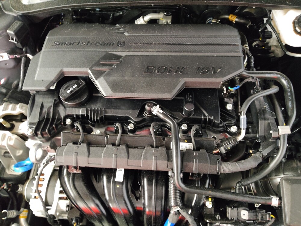 2025 Hyundai Elantra in Augusta, GA 30907 - 18143183 30
