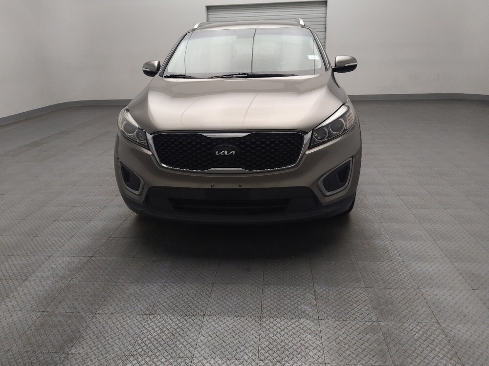 2017 Kia Sorento in Lubbock, TX 79424 - 18143199 15