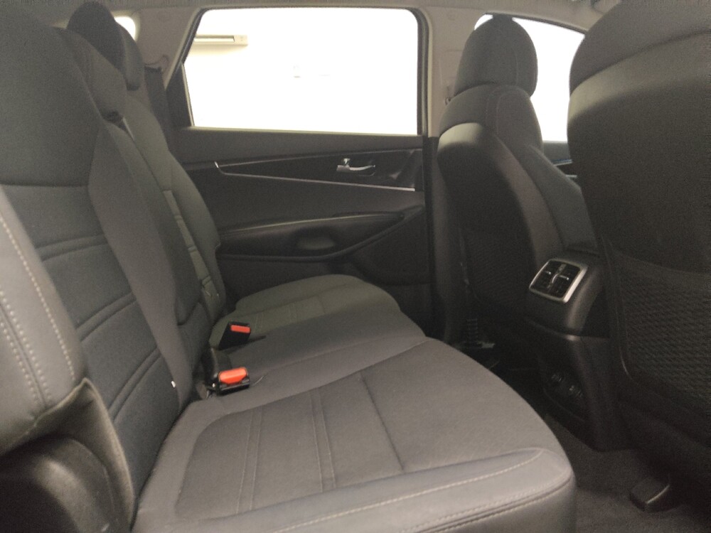 2017 Kia Sorento in Lubbock, TX 79424 - 18143199 19