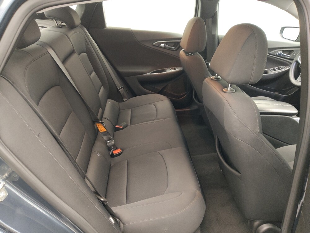 2021 Chevrolet Malibu in Independence, MO 64055 - 18143202 19