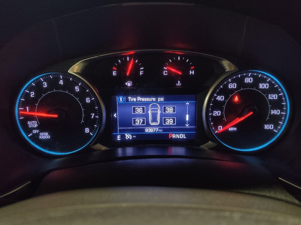 2019 Chevrolet Equinox in Des Moines, IA 50310 - 18143224 23