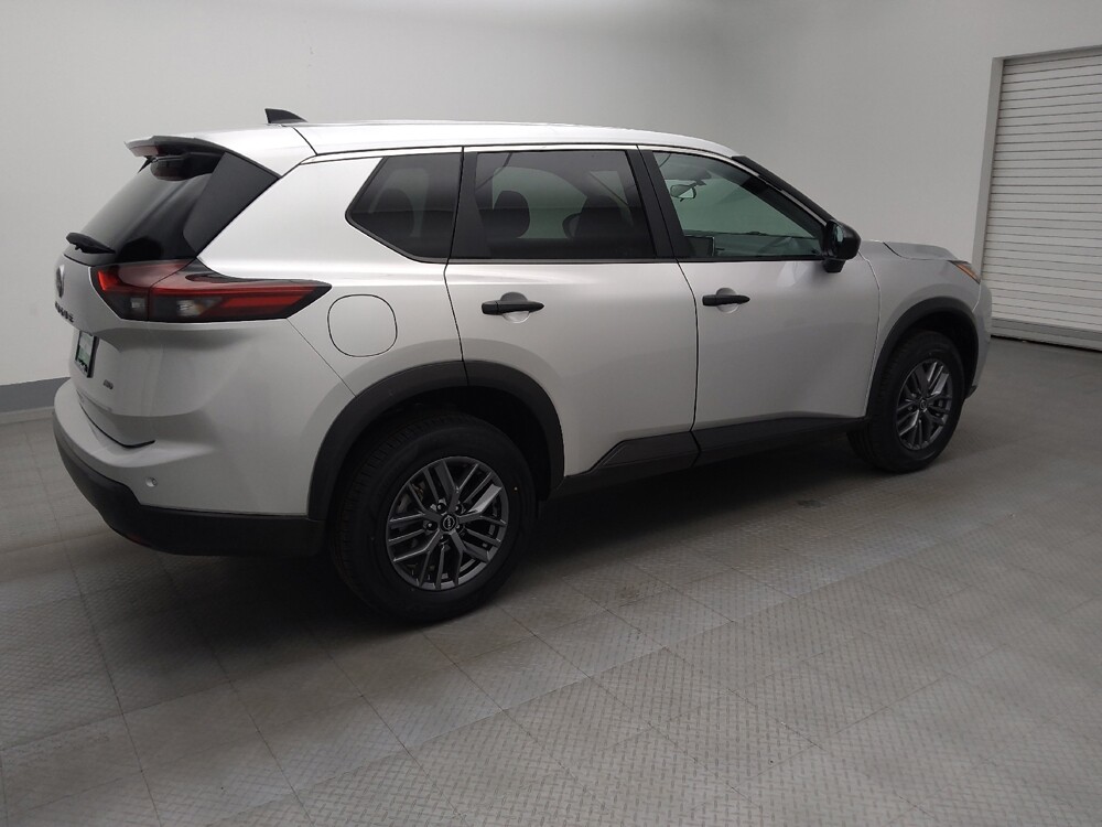 2024 Nissan Rogue in Lakewood, CO 80215 - 18143225 10