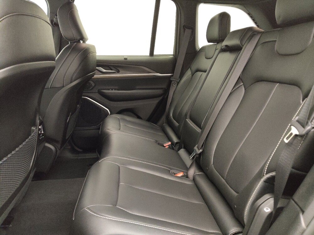 2024 Jeep Grand Cherokee in Lakewood, CO 80215 - 18143226 18