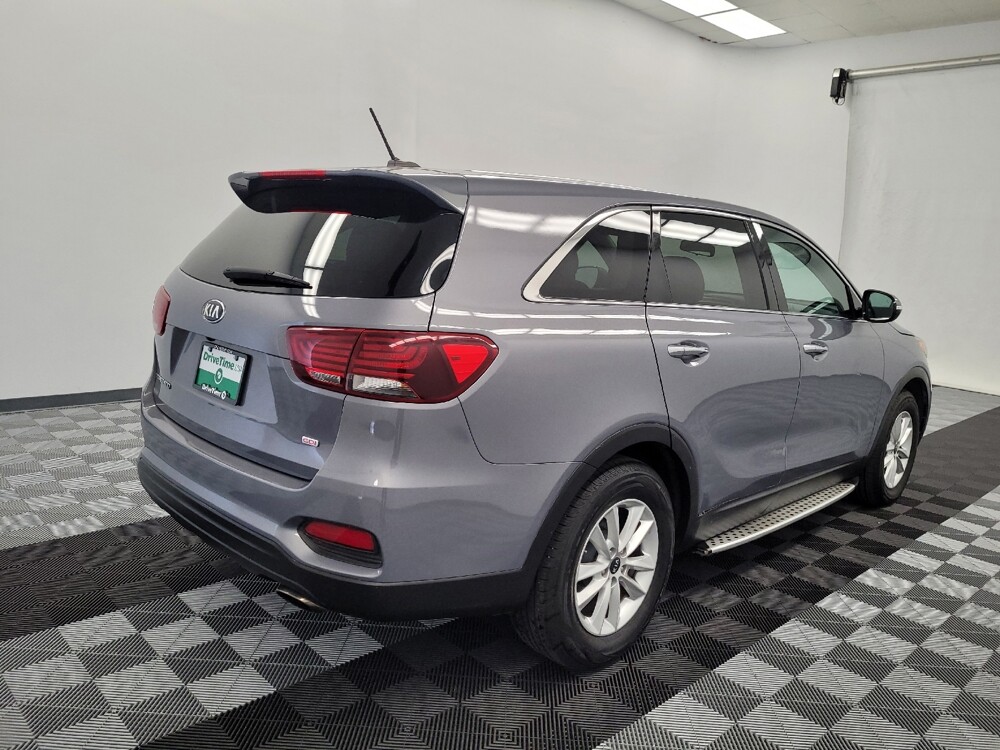 2020 Kia Sorento in Houston, TX 77034 - 18143227 9