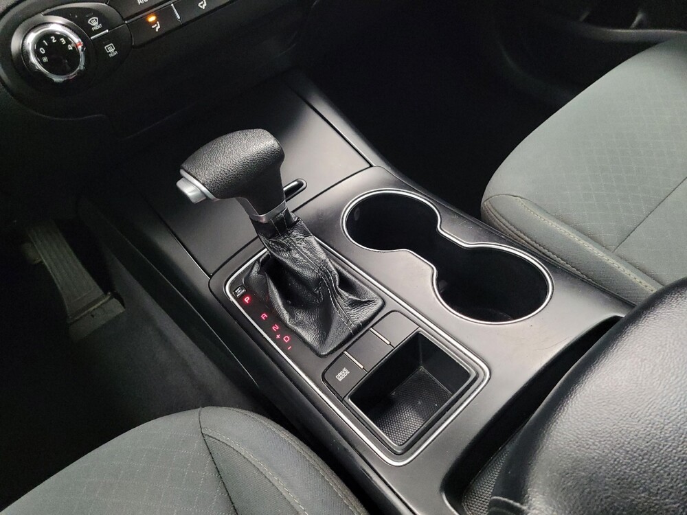 2020 Kia Sorento in Houston, TX 77034 - 18143227 26