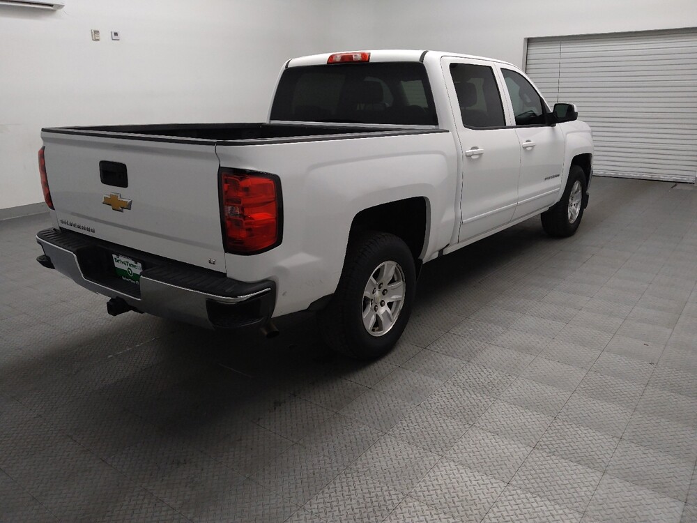 2018 Chevrolet Silverado 1500 in Arlington, TX 76011 - 18143233 9