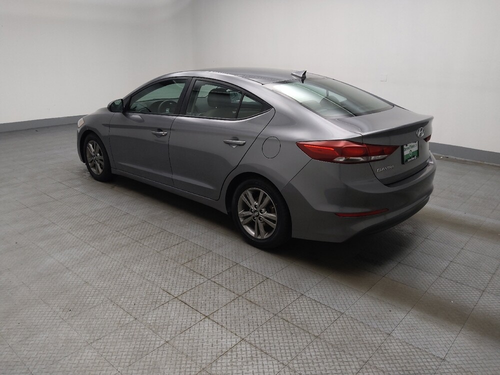 2018 Hyundai Elantra in Lombard, IL 60148 - 18143238 3